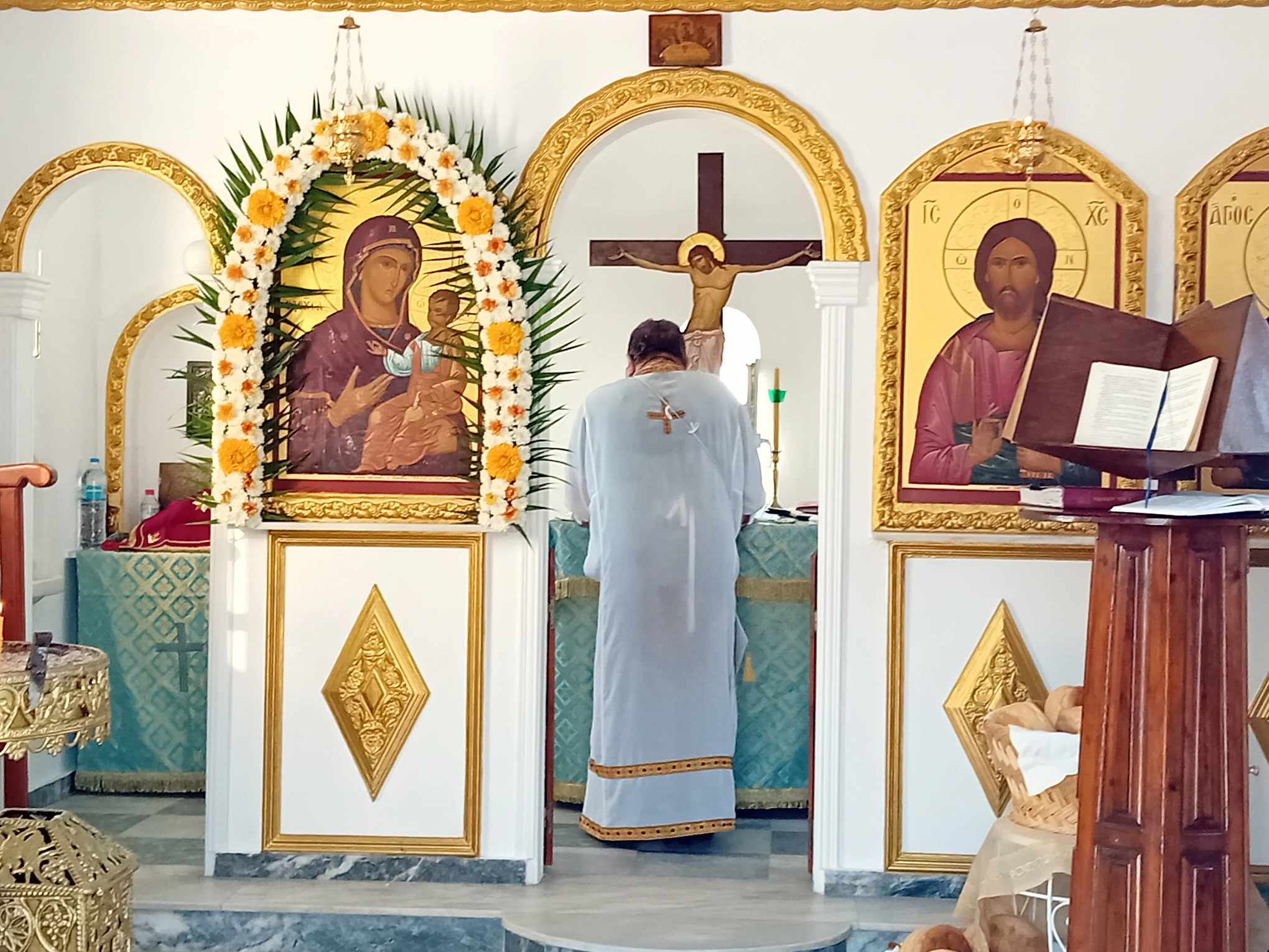 ΦΩΤΟΡΕΠΟΡΤΑΖ: Ο εορτασμός της Παναγίας Ελεούσας στον Μεσόκαμπο Σάμου